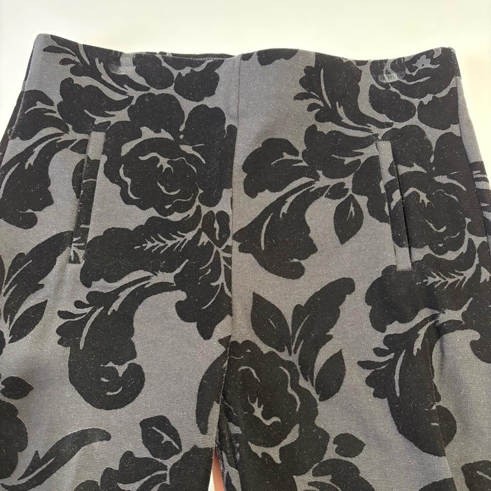 Chicos Size 0 Juliet
Flocked Floral Ankle Pants
Black NWT - Picture 5 of 5